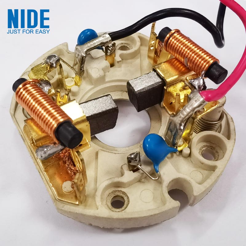 Bagaimana Carbon Brush Meningkatkan Performa dan Umur Motor